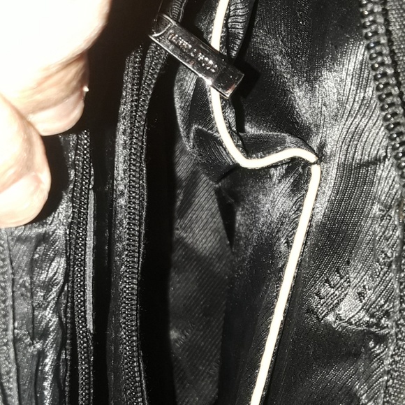 Purse - Picture 6 of 7